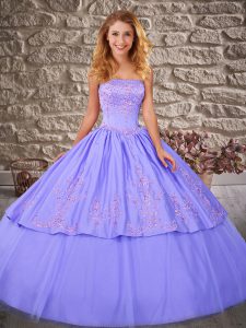 Fantastic Lavender Ball Gowns Satin and Tulle Strapless Sleeveless Embroidery Lace Up 15 Quinceanera Dress Brush Train