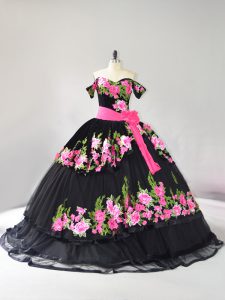Off The Shoulder Sleeveless Sweet 16 Dresses Brush Train Embroidery Black Tulle