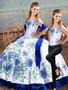 Inexpensive Off The Shoulder Sleeveless Lace Up Sweet 16 Dresses Blue And White Satin