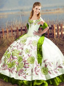 Satin Sleeveless Floor Length Quinceanera Dresses and Embroidery