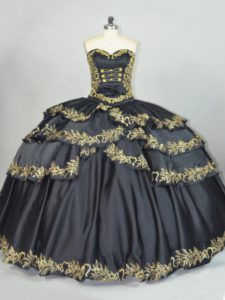 Black Sweetheart Neckline Embroidery Sweet 16 Dresses Sleeveless Lace Up