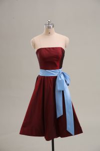Beautiful A-line Dress for Prom Wine Red Strapless Taffeta Sleeveless Mini Length Zipper