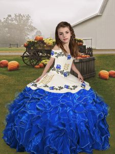 Hot Selling Sleeveless Organza Floor Length Lace Up Little Girl Pageant Gowns in Royal Blue with Embroidery and Ruffles