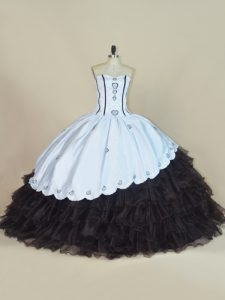 Wonderful Floor Length Column/Sheath Sleeveless White And Black Ball Gown Prom Dress Lace Up