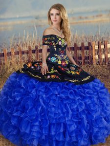 Short Sleeves Embroidery and Ruffles Lace Up Sweet 16 Dresses