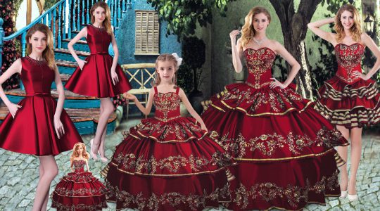 Customized Floor Length Lace Up Quinceanera Gowns Wine Red for Sweet 16 and Quinceanera with Embroidery and Ruffled Laye