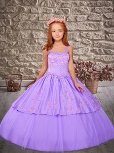 Stylish Straps Sleeveless Little Girls Pageant Gowns Sweep Train Embroidery Lavender Satin and Tulle