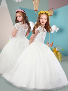 Traditional Tulle Short Sleeves Floor Length Flower Girl Dresses and Lace