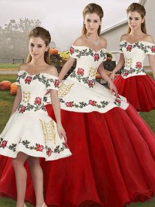 Floor Length Lace Up Quinceanera Gowns White And Red for Military Ball and Sweet 16 and Quinceanera with Embroidery