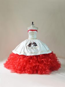 Ball Gowns Sleeveless White And Red Quince Ball Gowns Brush Train Lace Up
