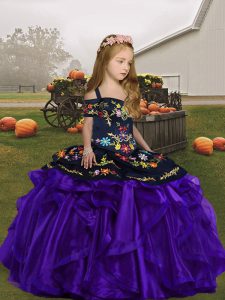 Organza Straps Sleeveless Lace Up Embroidery and Ruffles Little Girl Pageant Gowns in Purple