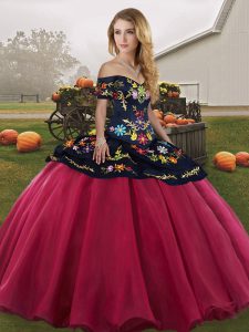 Sophisticated Red And Black Sleeveless Embroidery Floor Length Quinceanera Dress