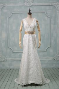 Sleeveless Beading and Lace and Belt Backless Wedding Dress with White Brush Train