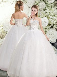 Comfortable White Bridal Gown Wedding Party with Beading Sweetheart Sleeveless Lace Up