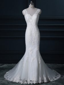 White Sleeveless Brush Train Lace Wedding Dresses