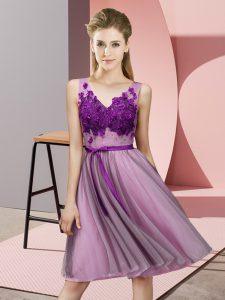 Cute Knee Length Lilac Bridesmaid Dresses V-neck Sleeveless Lace Up