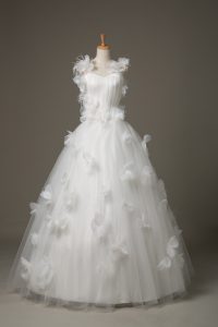 Artistic White Sleeveless Hand Made Flower Floor Length Wedding Gown