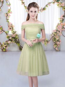 Fine Olive Green Empire Belt Bridesmaids Dress Lace Up Tulle Short Sleeves Knee Length
