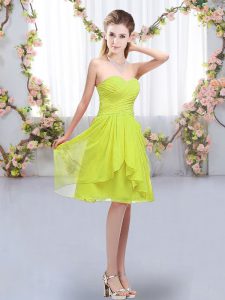 Hot Sale Yellow Green Empire Chiffon Sweetheart Sleeveless Ruffles and Ruching Knee Length Lace Up Wedding Party Dress