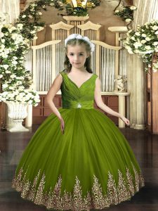 Olive Green Ball Gowns V-neck Sleeveless Tulle Floor Length Backless Embroidery Girls Pageant Dresses