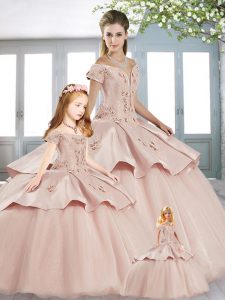 Beauteous Pink Ball Gowns Off The Shoulder Short Sleeves Tulle Floor Length Lace Up Beading and Appliques Quince Ball Go