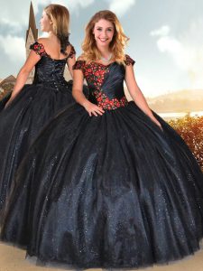 On Sale Sleeveless Lace Up Floor Length Appliques Ball Gown Prom Dress