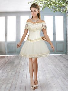 Fashion Mini Length White Prom Dress Off The Shoulder Sleeveless Lace Up
