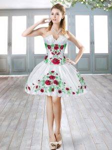Sweetheart Sleeveless Satin Dress for Prom Beading and Embroidery Lace Up