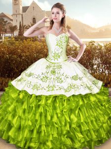 Luxurious Floor Length Green Ball Gown Prom Dress Sweetheart Sleeveless Sweep Train Lace Up
