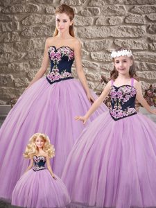 Lace Up 15th Birthday Dress Lilac for Military Ball and Sweet 16 and Quinceanera with Embroidery Sweep Train