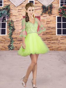Yellow Green V-neck Backless Lace and Appliques Quinceanera Dama Dress Half Sleeves