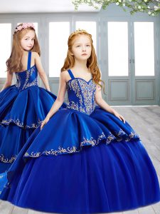 Enchanting Royal Blue Lace Up Girls Pageant Dresses Embroidery Sleeveless Sweep Train