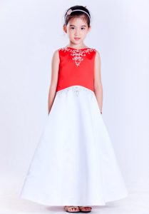 White and Red V-neck Satin Best Flower Girl Dresses with Embroidery