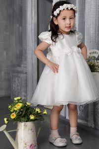 White Princess Scoop Tea-length Organza Little Girl Dress with Flowers