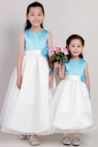 Taffeta and Organza Flower Girl Dresses in White and Blue with Flower
