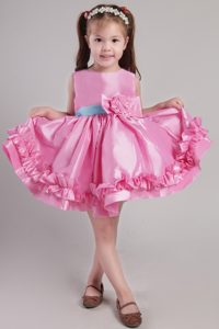 Princess Scoop Dresses for Little Girls with Belt and Flowers in Rose Pink