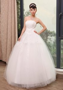 Sexy Tulle Long Zipper-up Summer Wedding Dress with Beading