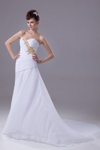 White Sweetheart Chiffon Ruched and Beaded Fashionable Dress for Wedding