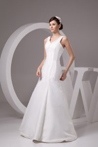 Discount V-neck Mermaid White Long Wedding Reception Dresses for Fall