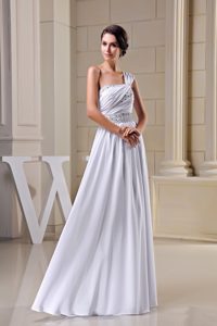 Elegant Ruched and Beaded One Shoulder White Wedding Gown in Floor-length