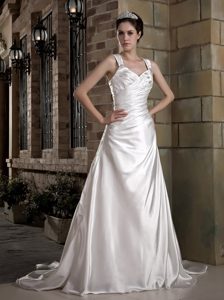 Charming Ruched and Appliqued Zipper-up Dress for Brides with Straps