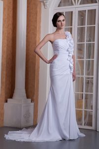 One Shoulder Lace-up White Chiffon Charming Bridal Gown with Brush Train