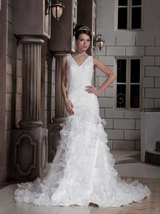 V-neck Straps Court Train White Organza Ruched Wedding Dresses with Ruffles