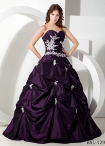 Appliqued Taffeta Purple Low Price Quinceaneras Dresses with Sweetheart