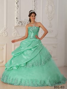 Discount Apple Green Beaded Dress for Quince in Taffeta and Tulle