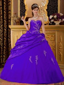 Discount Purple Sweetheart Quinceanera Gown Dresses with Appliques