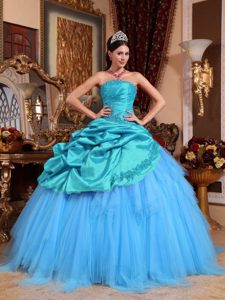 Pretty Strapless Appliqued Blue Sweet 16 Dresses with Pick-ups in Taffeta and Tulle