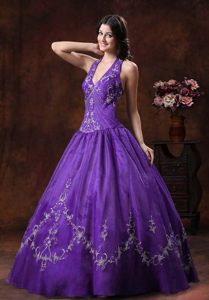 Cheap Halter-top taffeta Dress for Quinceanera with Embroidery in Purple on Sale