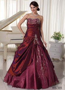 Princess Taffeta and Organza 2013 Quinceanera Dress with Appliques in Burgundy