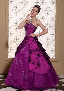 Affordable Fuchsia Strapless Quince Dress with Embroidery in Taffeta and Organza